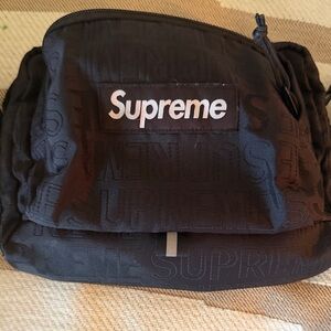 Supreme Black